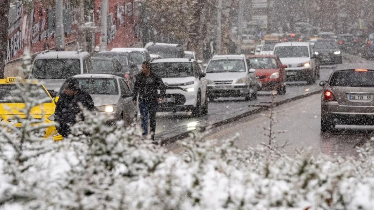 Ankara'ya lapa lapa kar yağacak: Tarih verildi