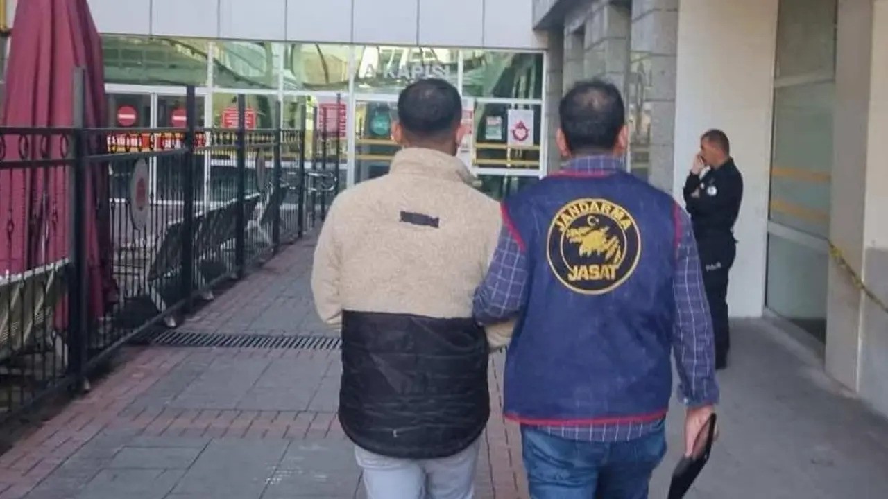 Mersin’de iki firari hükümlü yakalandı: Jandarmadan kaçamadılar!