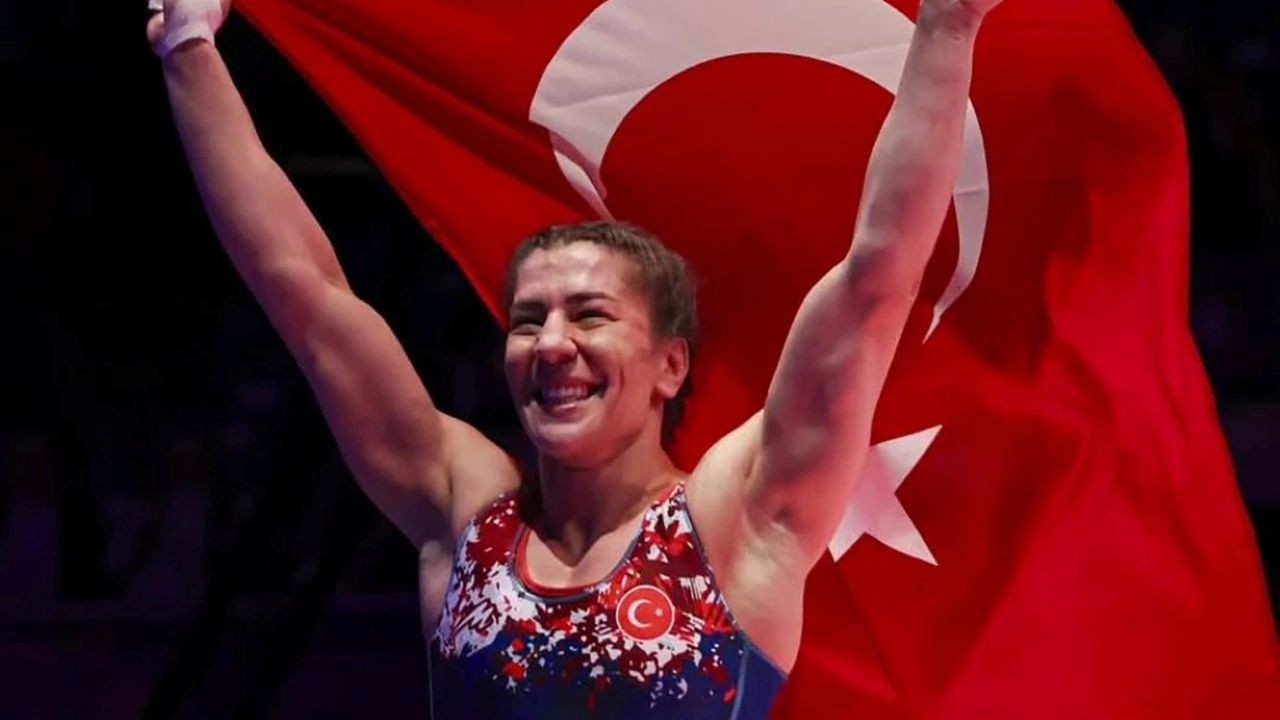 Yedi kez Avrupa şampiyonu Yasemin Adar Yiğit minderde veda etti