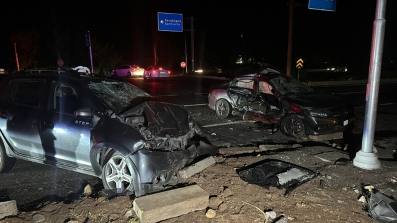 Şanlıurfa-Gaziantep karayolunda feci kaza: 1 ölü, 7 yaralı
