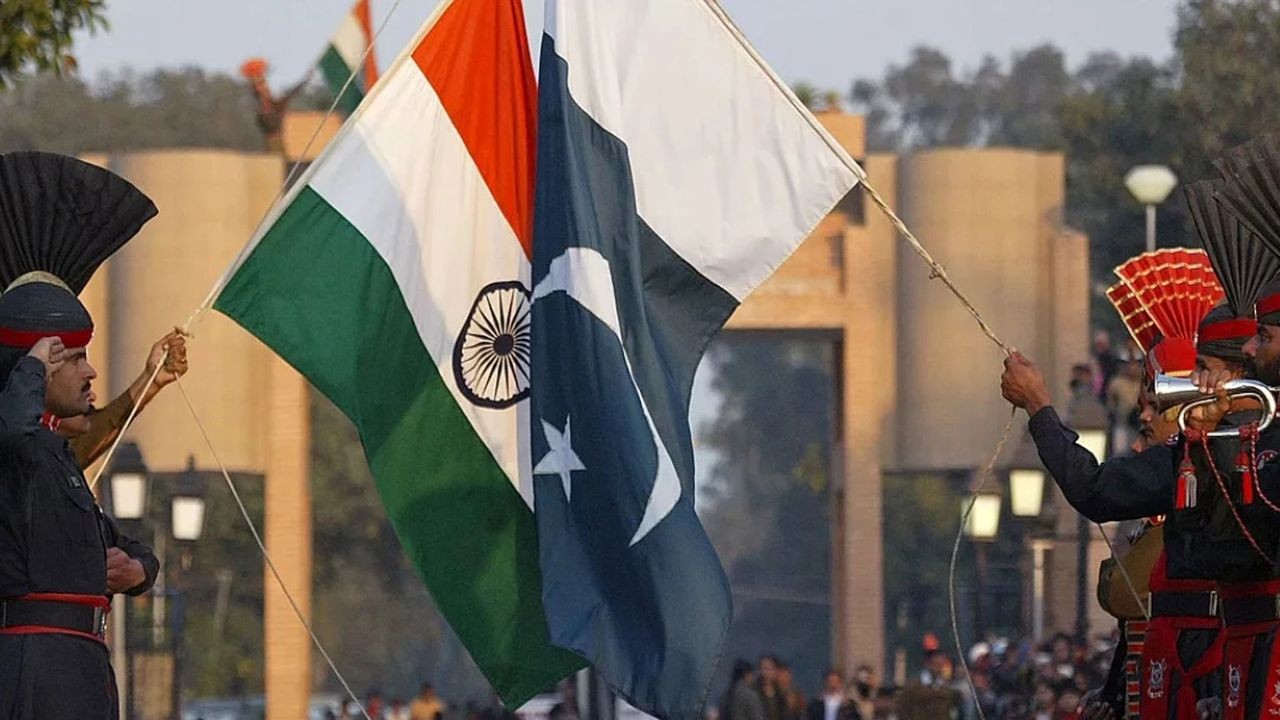 Keşmir gerilimi tırmanıyor: Hindistan-Pakistan hattında alarm