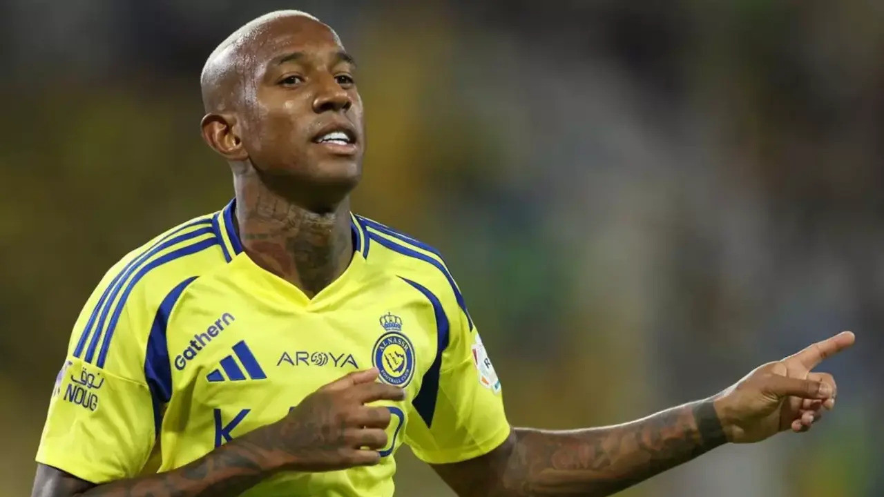 Talisca Fenerbahçe tarihine geçti: 11 maçta 9 gol