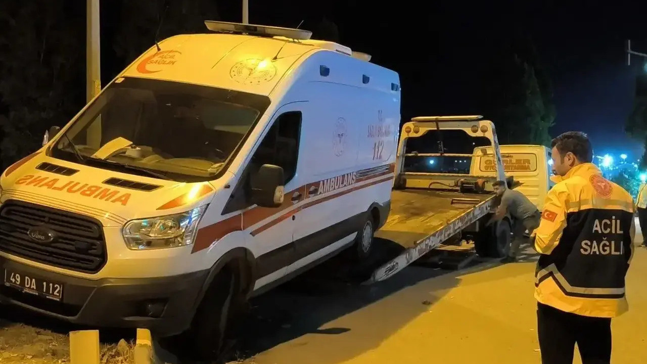 Hasta almaya giden ambulans kaza yaptı: 7 yaralı