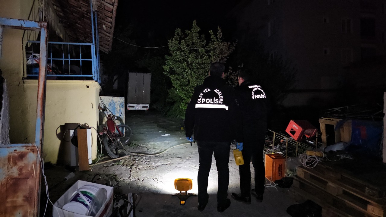 Evinin bahçesinde silahlı saldırıya uğradı: Üç kişi aranıyor
