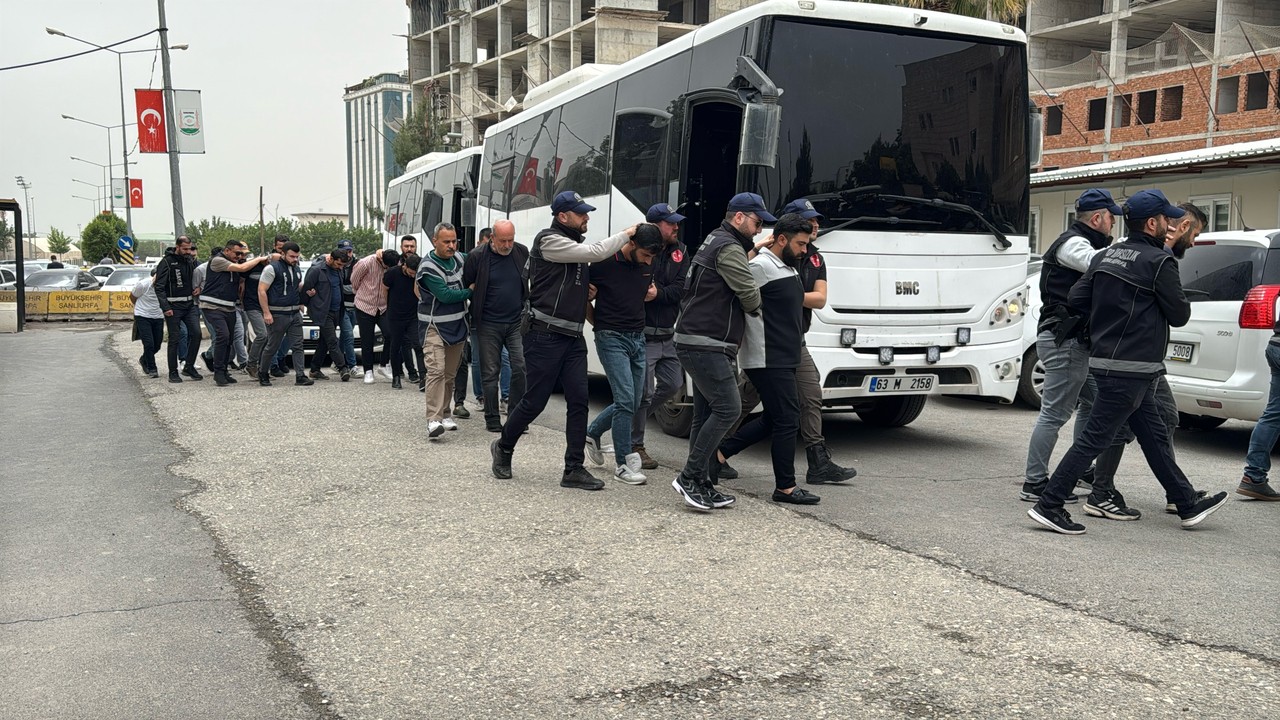 6 ilde "change" operasyonu: Sahte belgeli araç çetesi çökertildi