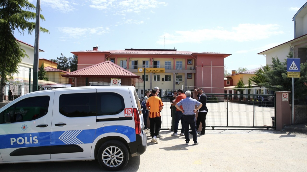 Giresun’da lisede dehşet: 2 kız kardeş hayatını kaybetti