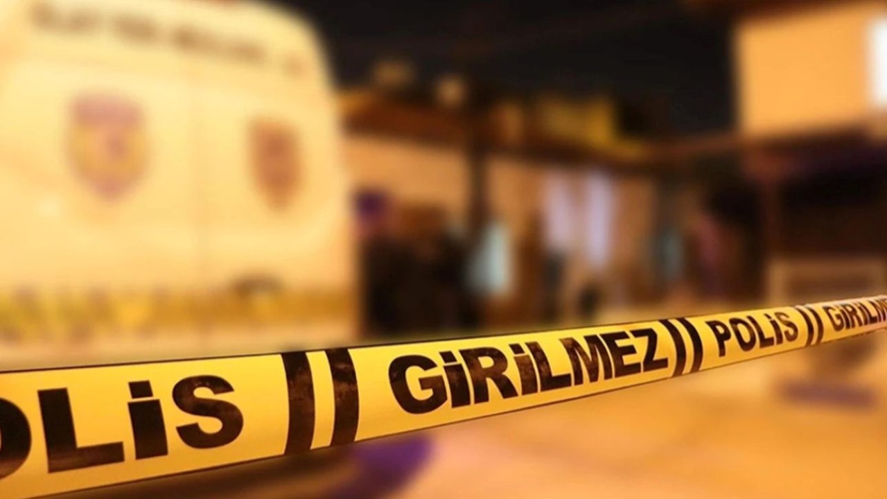 Aile faciası: 14 yaşındaki çocuk babasını öldürdü