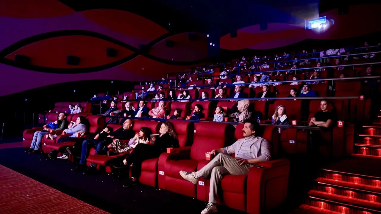 Sinema ve sahne sanatlarında patlama! 2023-2024 sezonunda izleyici rekoru kırıldı