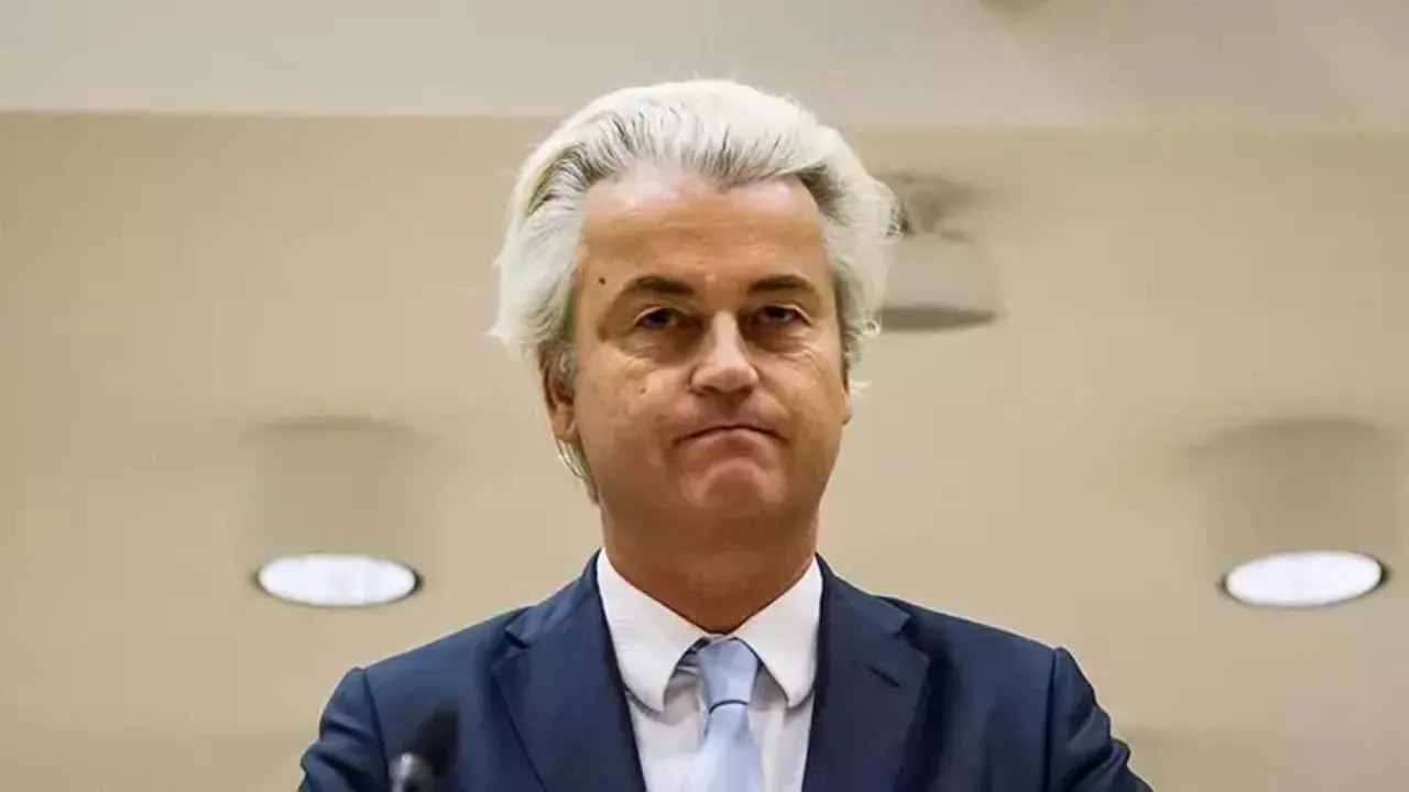 Hollanda'da hükümet düştü!