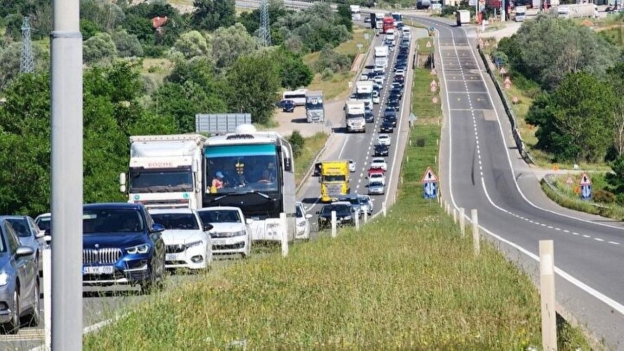 Bayram yolculuğuna çıkacaklar dikkat! Uzman isimden hayati uyarılar