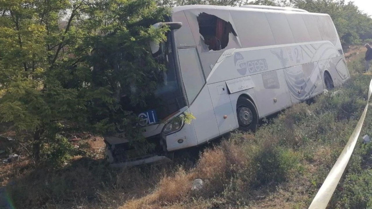 Feci kaza! Konya’da otobüs devrildi: Çok sayıda yaralı var