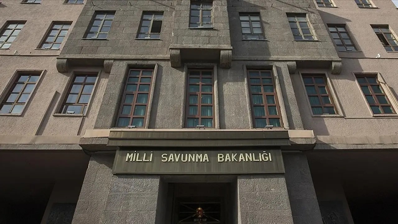 MSB duyurdu: Van hudut hattında zehir tacirlerine darbe