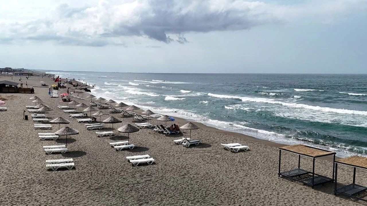 Fırtına alarmı: O ilde denize girmek yasaklandı