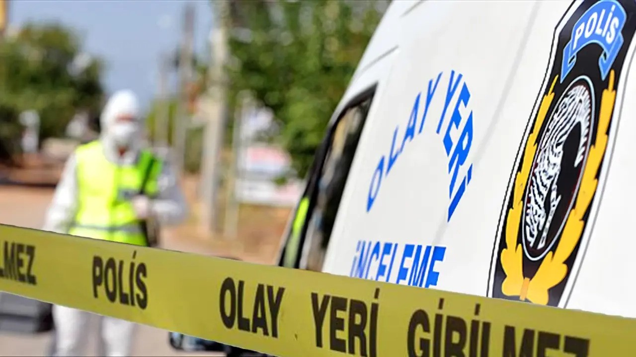Adana’da kan donduran cinayet: Annesini iş yerinde bıçaklayarak öldürdü