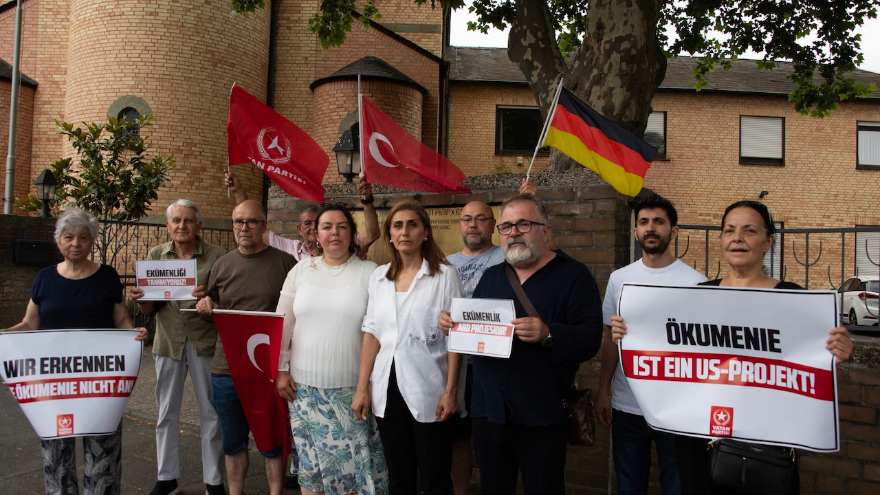 Vatan Partisi'nden Fener Rum Patrikhanesi'ne sert tepki