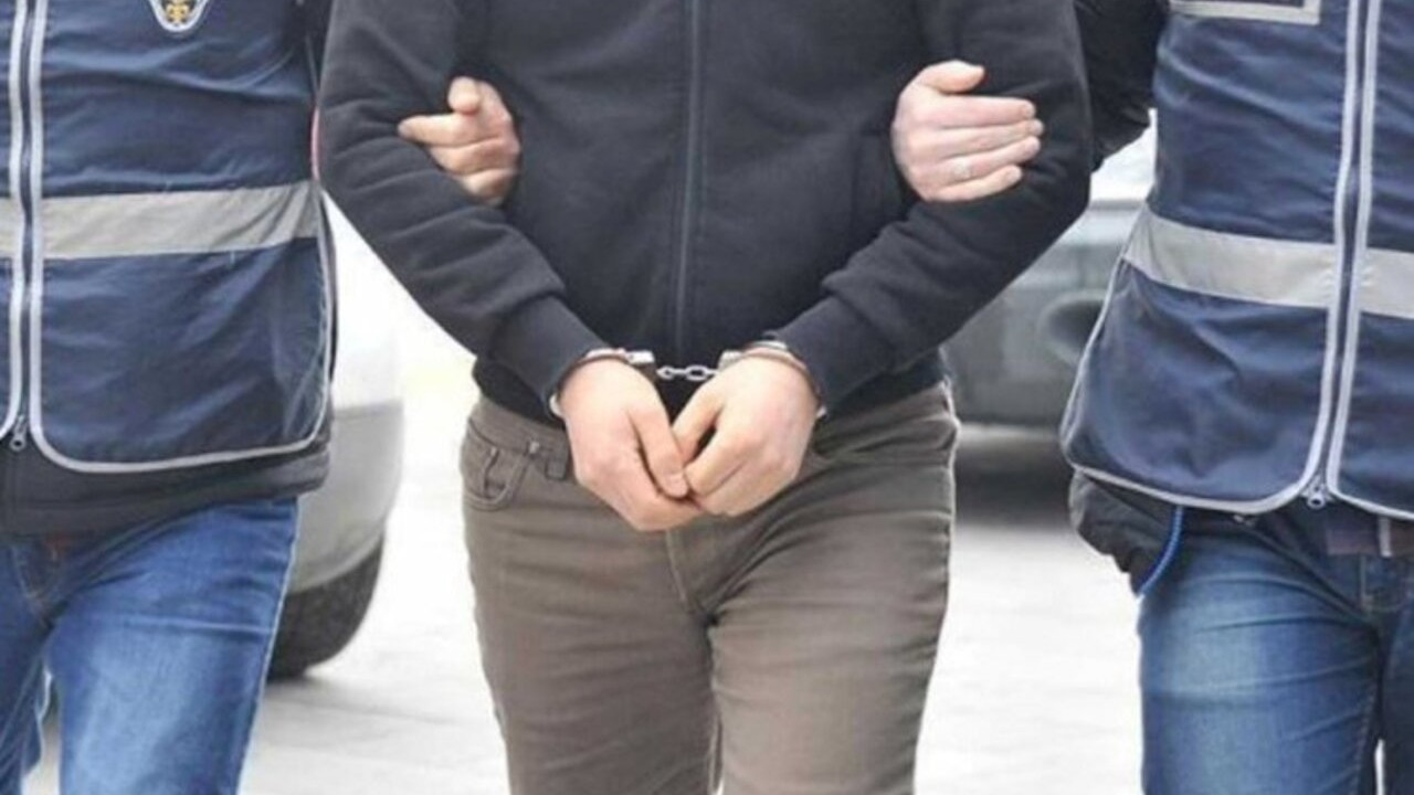 İstanbul'da dev güvenlik harekatı: Huzur uygulamasında 906 kişi gözaltına alındı