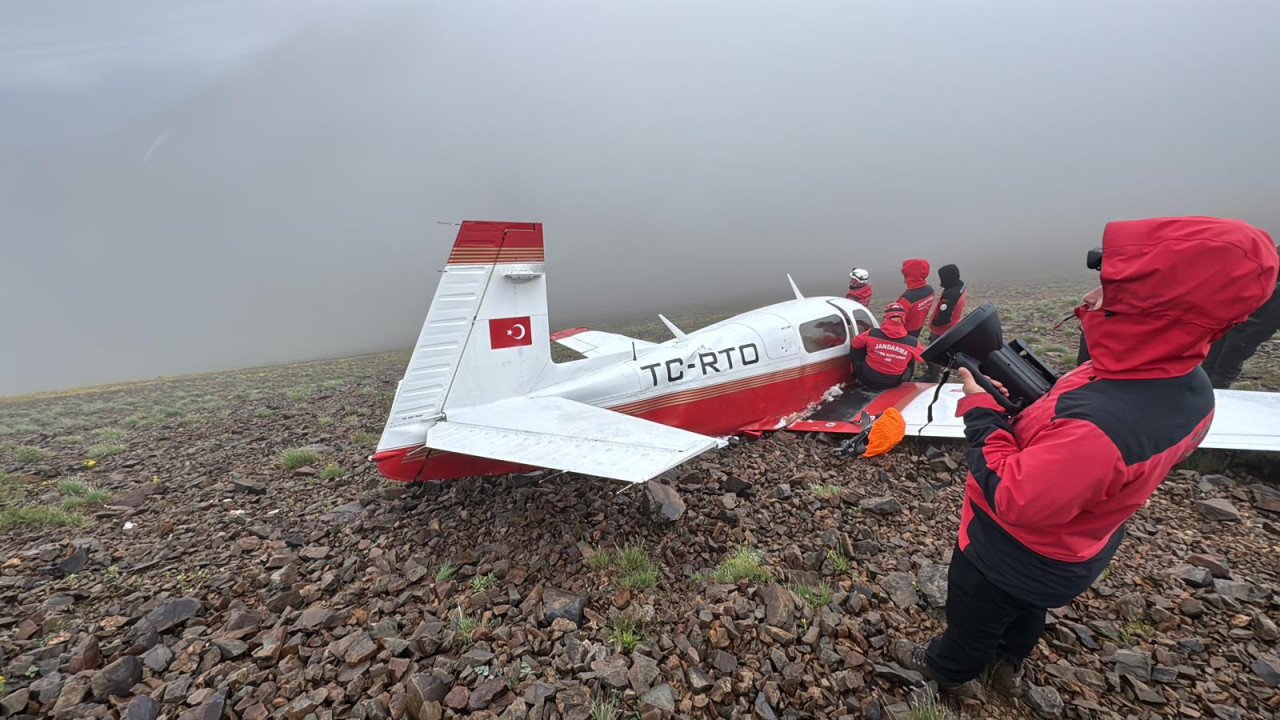 Düşen jetin enkazına ulaşıldı: Pilot hayatını kaybetti