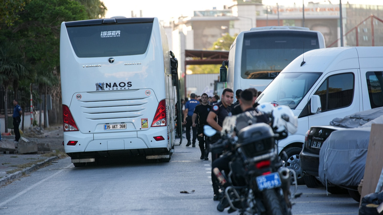 İzmir'de yolsuzluk operasyonunda yeni gelişme: 119 kişi adliyeye sevk edildi