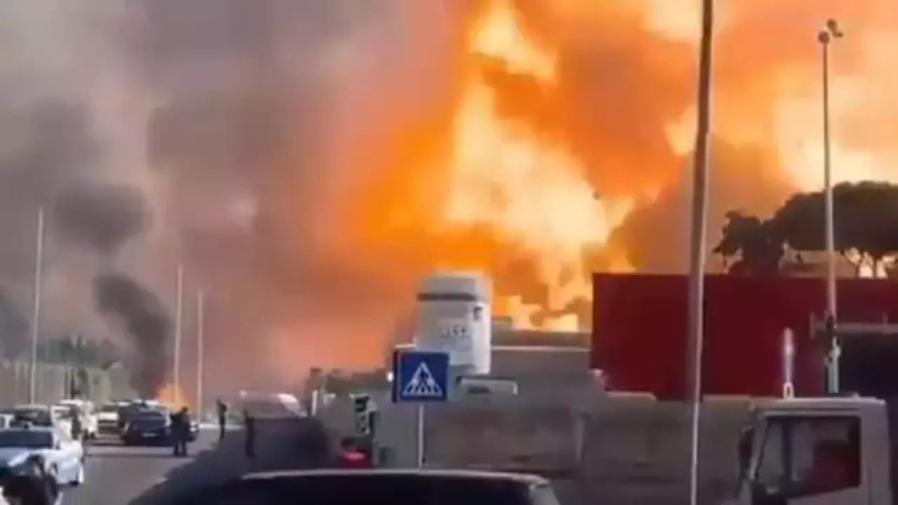 Roma'da art arda patlamalar yaşandı: Yaralılar var