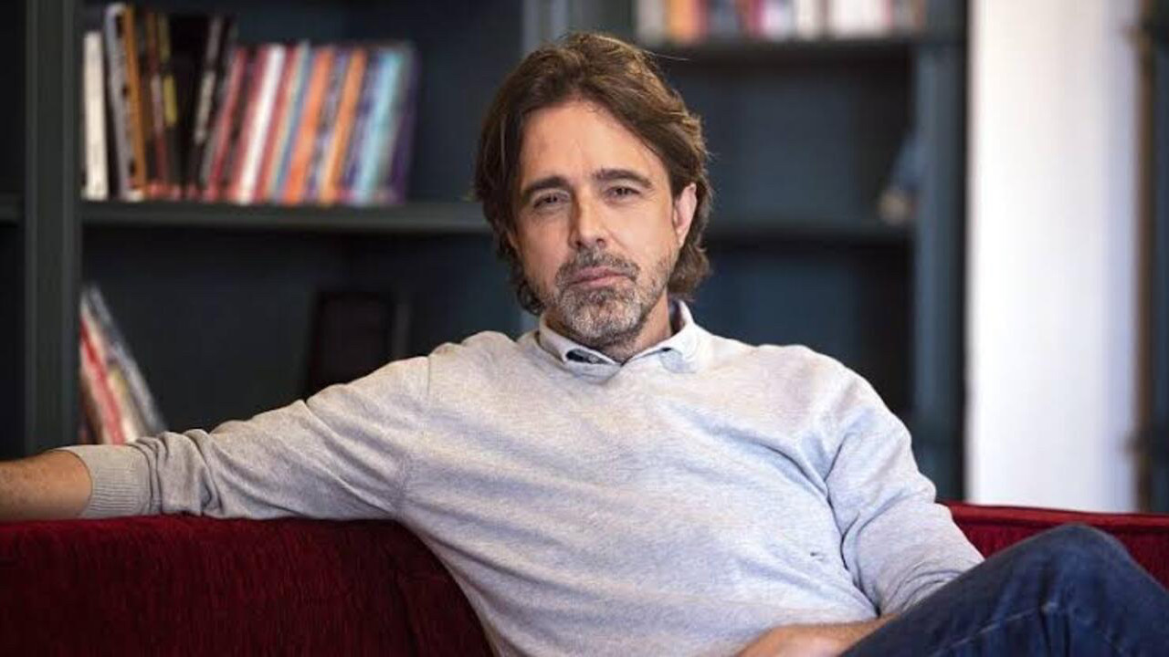 Gazeteci Timur Soykan, sosyal medya platformundaki paylaşımları sebebiyle gözaltına alındı.