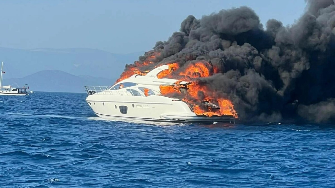Bodrum’da yanan teknenin sahibi ortaya çıktı: Milyon dolarlık yat o aileye aitmiş!
