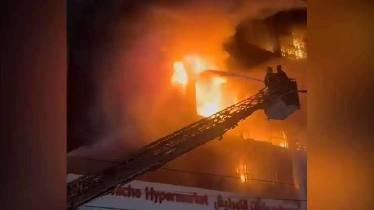 Irak’ta AVM’de yangın! 60 kişi hayatını kaybetti