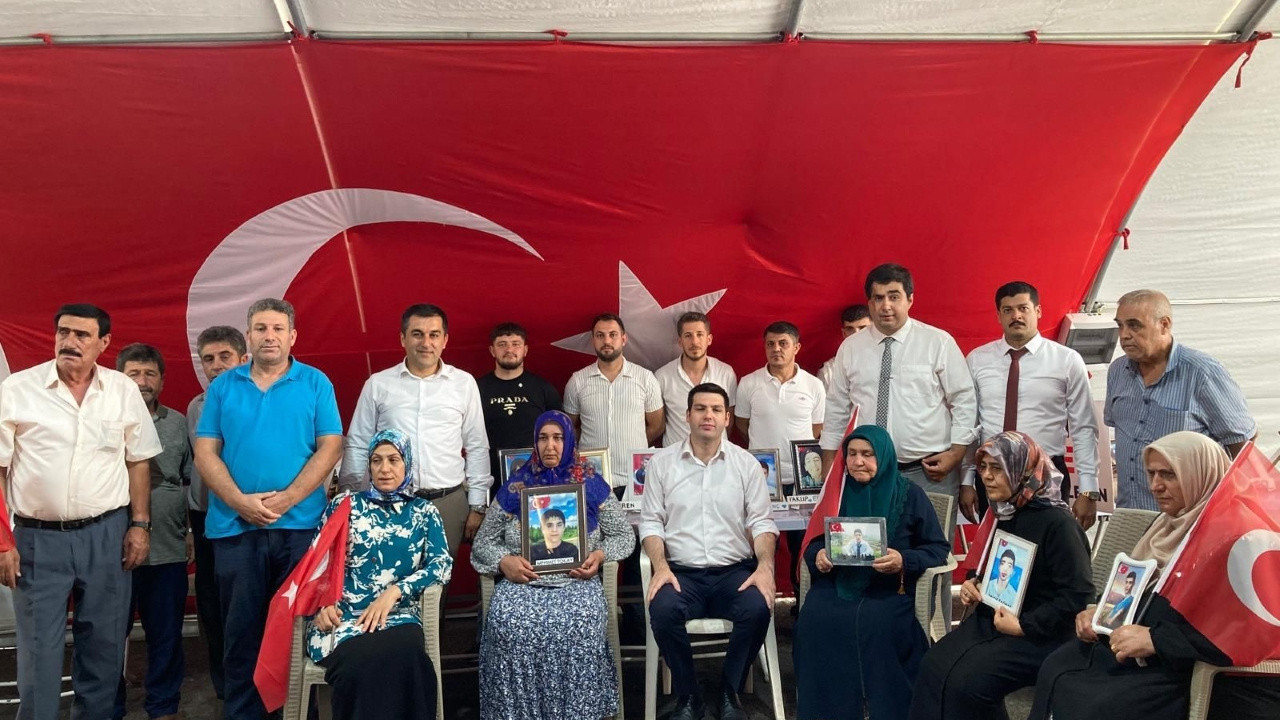 Vatan Partisi heyetinden Diyarbakır Annelerine destek ziyareti