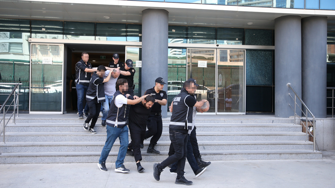 Bursa’da “Çetkinler” suç örgütü çökertildi: Operasyonda 17 kişi tutuklandı