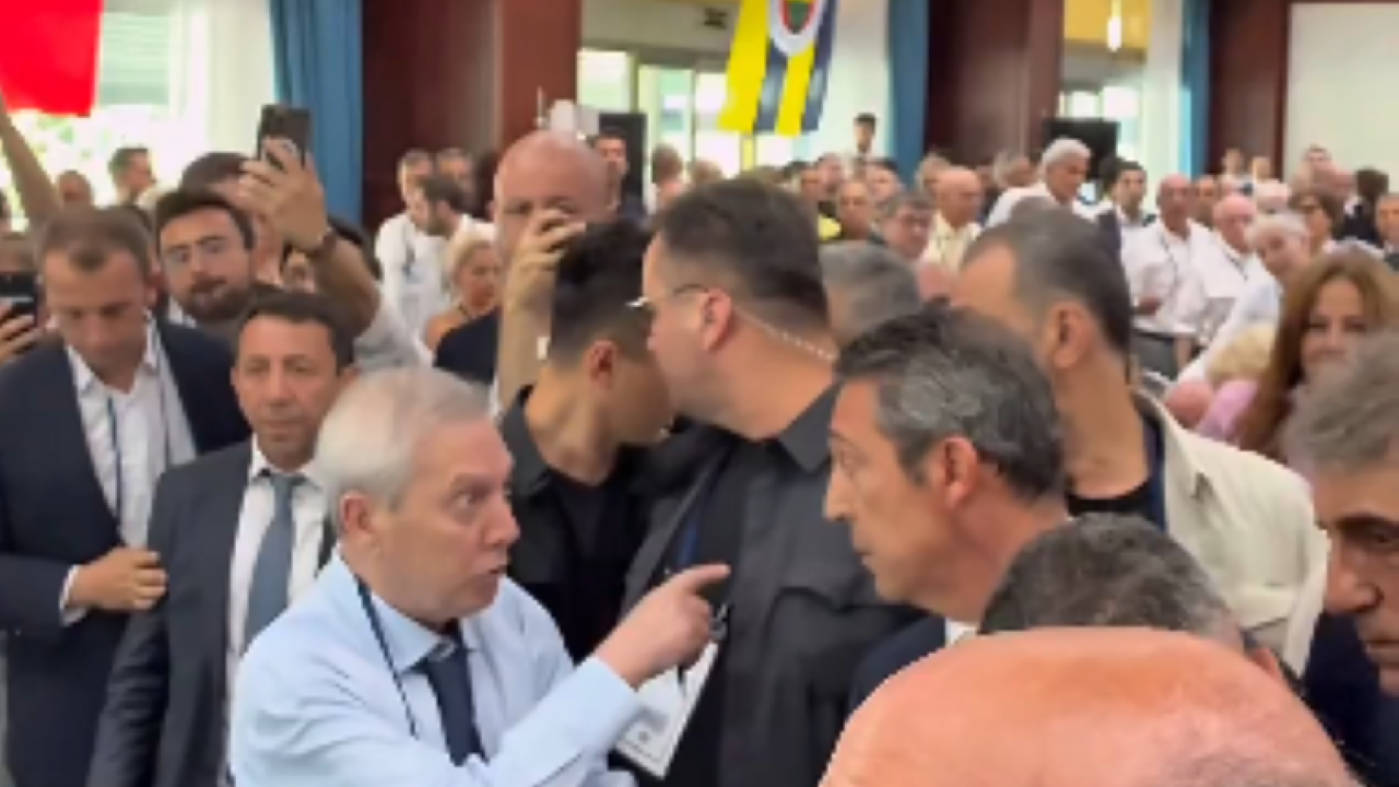 Fenerbahçe Yüksek Divan Kurulu’nda gerginlik! Ali Koç ve Aziz Yıldırım karşı karşıya geldi