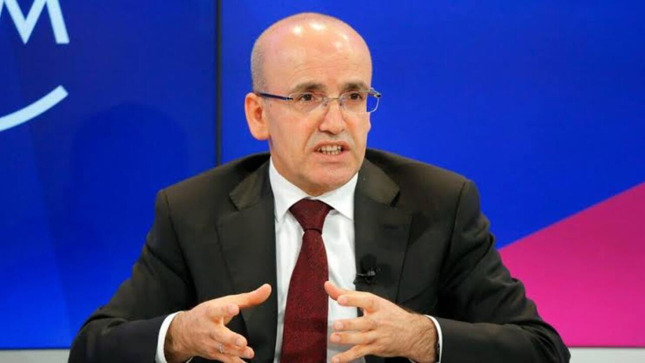 Bakan Şimşek’ten turizm açıklaması: “Ekonomimize güç katmaya devam ediyor”