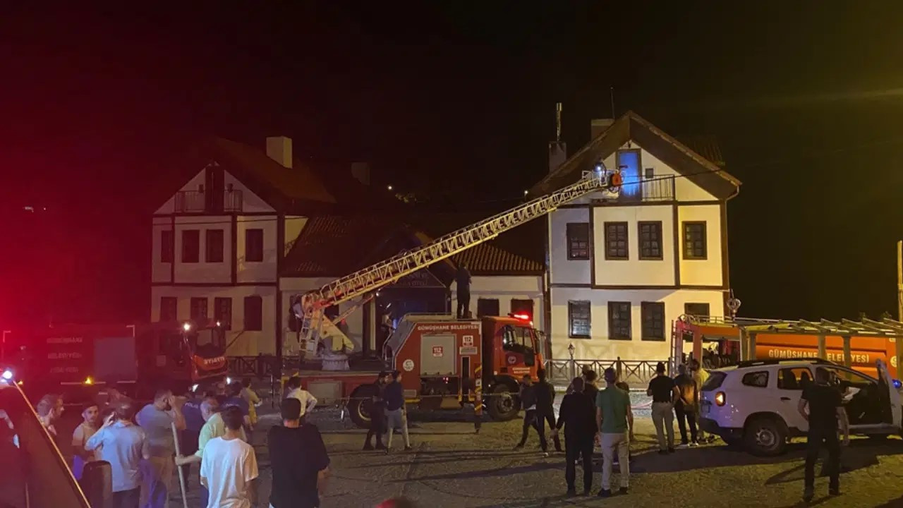 Gümüşhane'de otelde korkutan anlar! Gece saatlerinde yangın çıktı