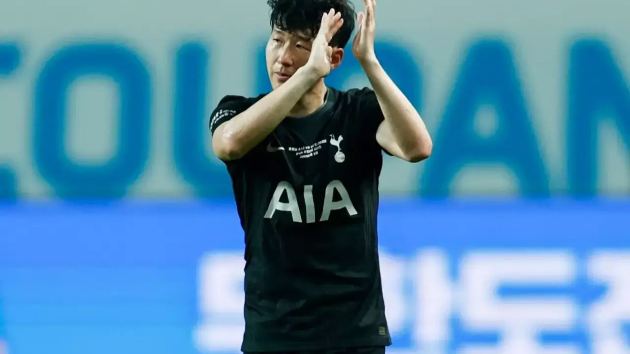 Tottenham’daki 10 yıllık efsane sona erdi! Heung-Min Son gözyaşlarıyla veda etti