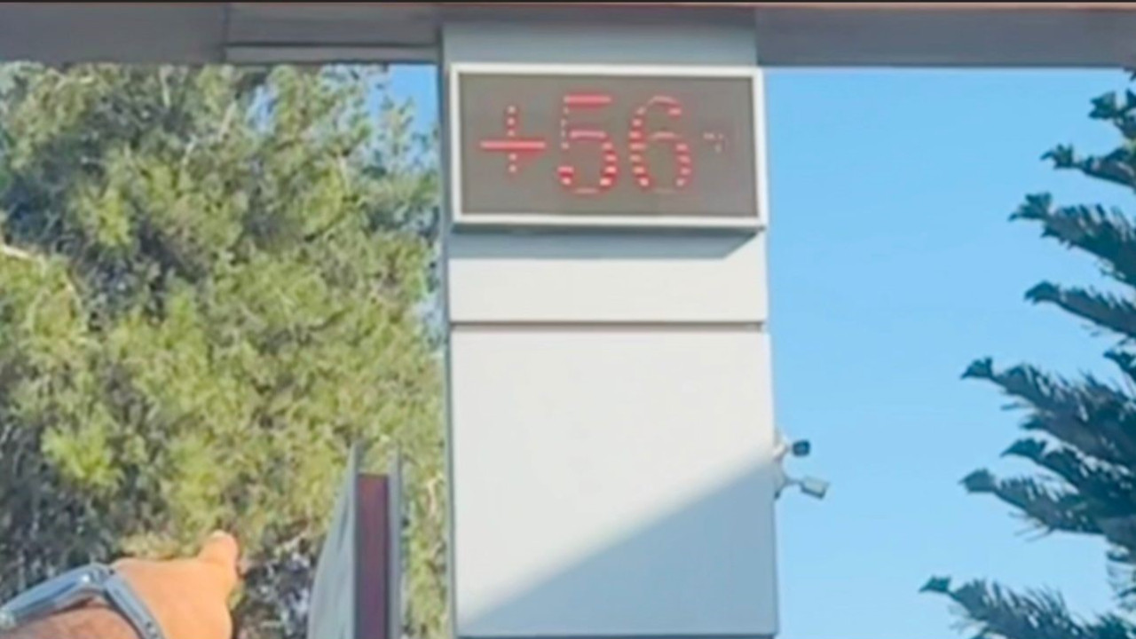 Kavurucu sıcaklar zirve yaptı: Termometreler 56 dereceyi gördü