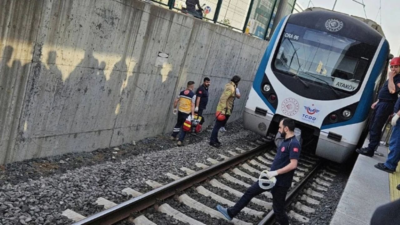 Marmaray’da peş peşe iki intihar: Seferler geçici olarak durduruldu