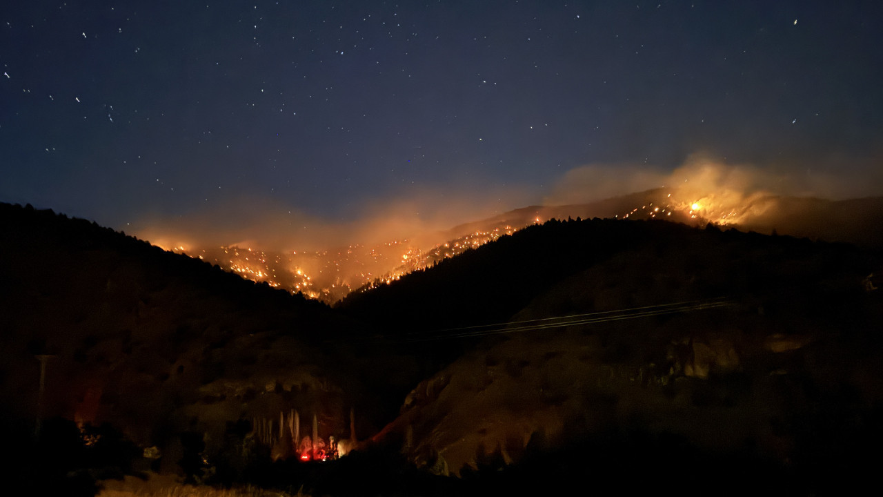 Kahramanmaraş’ın Göksun ilçesinde orman yangını çıktı