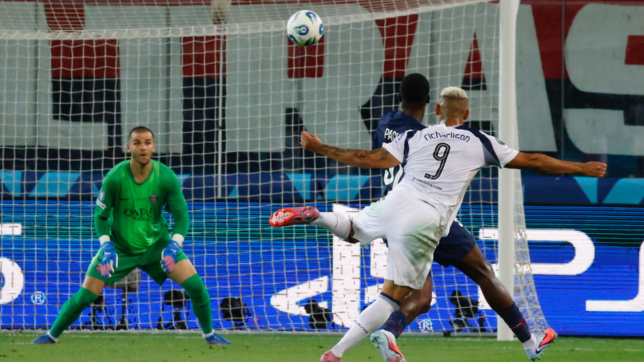 PSG’den tarihi geri dönüş! Süper Kupa penaltılarla Paris’e gitti