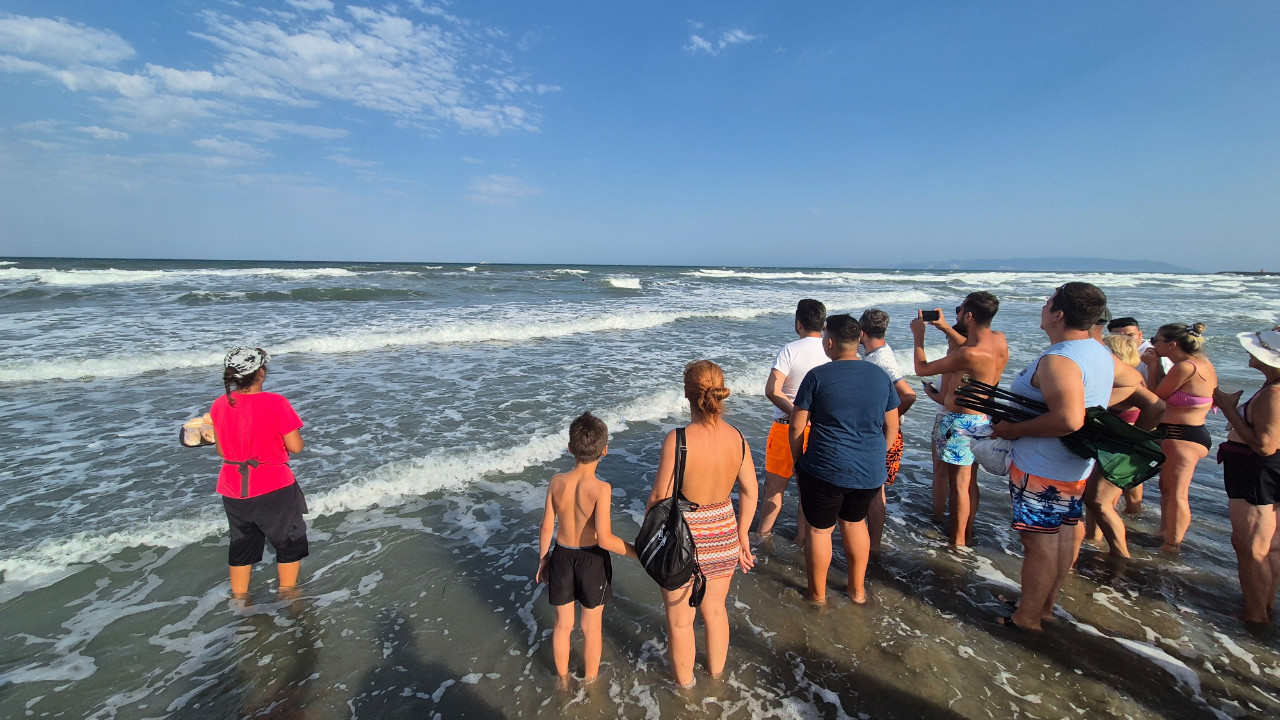 Tekirdağ’da yasağa rağmen denize girildi: Can pazarı yaşandı