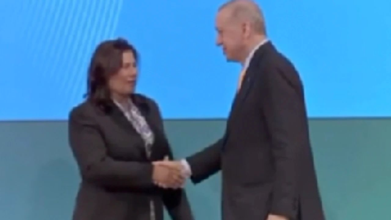 CHP’den istifa edip AK Parti’ye geçen Özlem Çerçioğlu’ndan ilk açıklama