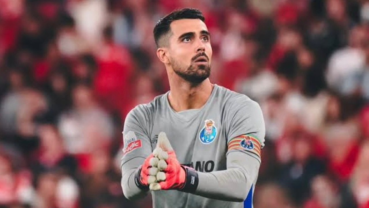 Galatasaray’dan sürpriz hamle! Ederson olmazsa kaleyi bu isimle kapatacak!