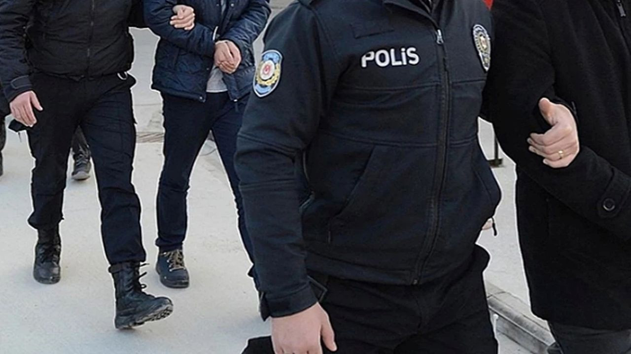 Uyuşturucu tacirlerine darbe! 207 kilo metamfetamin ele geçirildi