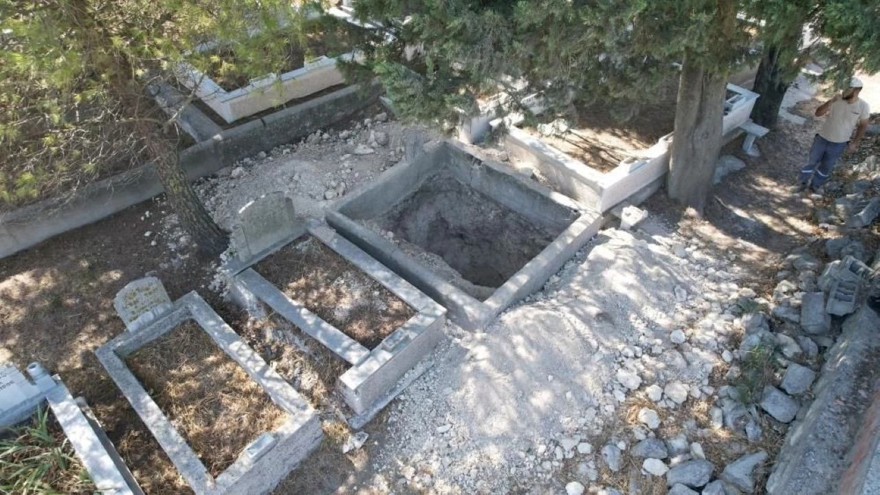 İstanbul’da mezarlıkta dehşet: Görenler şok oldu!