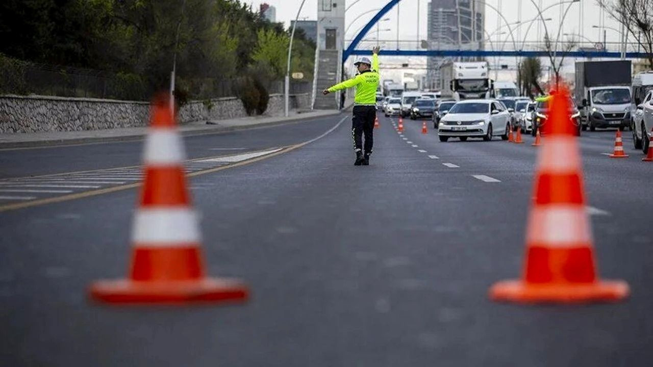 Bugün hangi yollar trafiğe kapalı? İşte Türkiye genelinde yol durumu