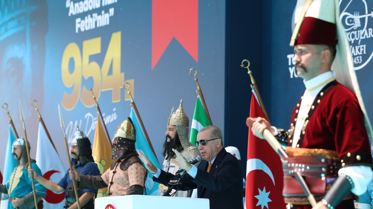 Cumhurbaşkanı Erdoğan: "Yönünü Ankara'ya ve Şam'a dönenler kazanacak"