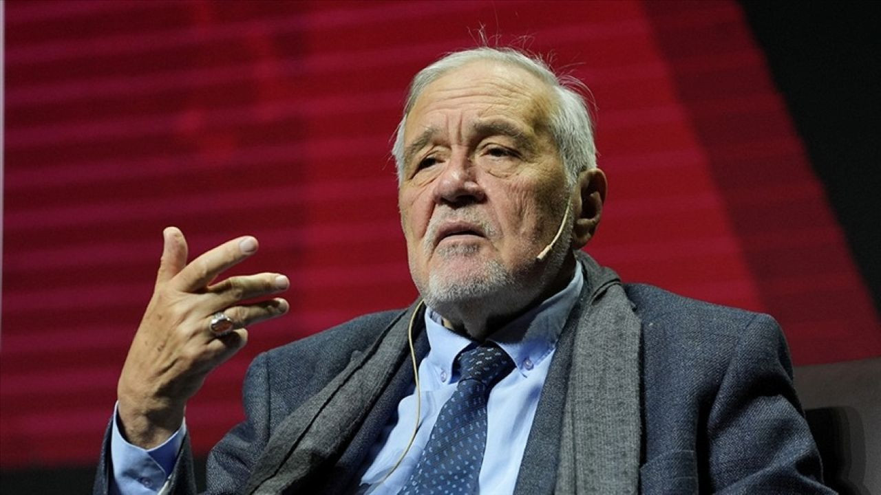 Teknofest’te İlber Ortaylı’dan çarpıcı açıklama: TCG Anadolu için “Bu yüzen bir ordu”