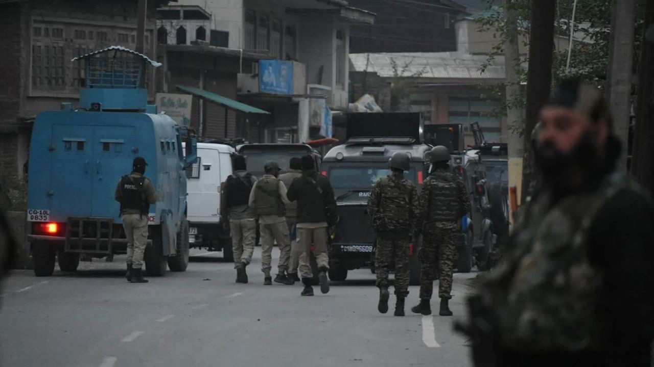 Pakistan’da anma törenine bombalı saldırı: 6 ölü, 29 yaralı