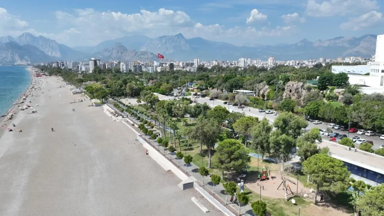 Çevre temizliğinde sıkı denetim: Sahile çöp atanlara idari para cezası geliyor