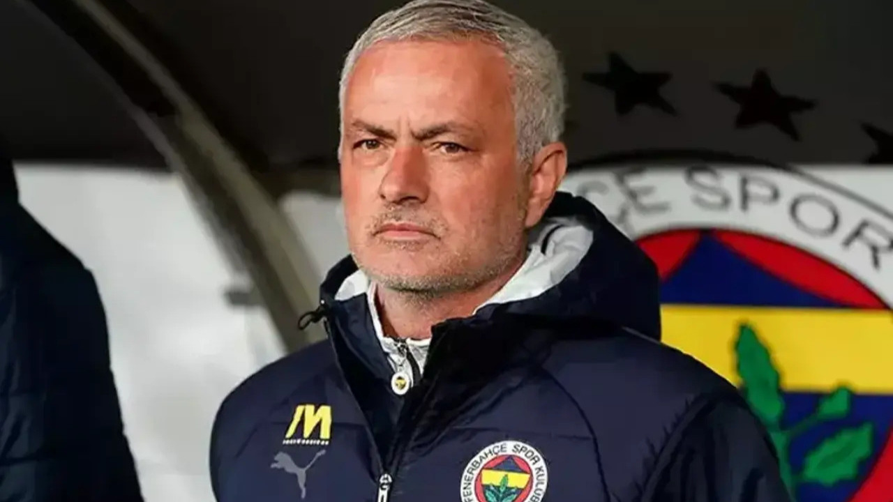 Mourinho kovulmasına neden olan Benfica’ya imza atıyor