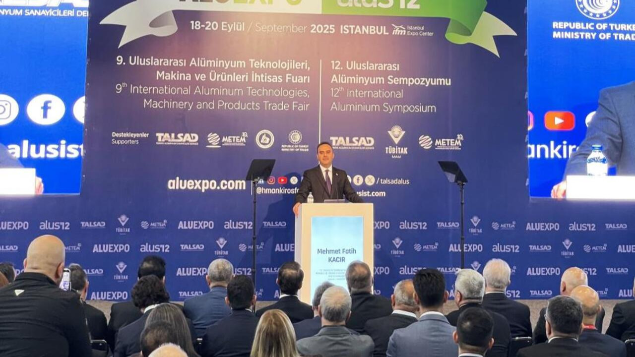 Bakan Kacır açıkladı: "Sanayide istihdamı 6 milyon 700 bine çıkardık"