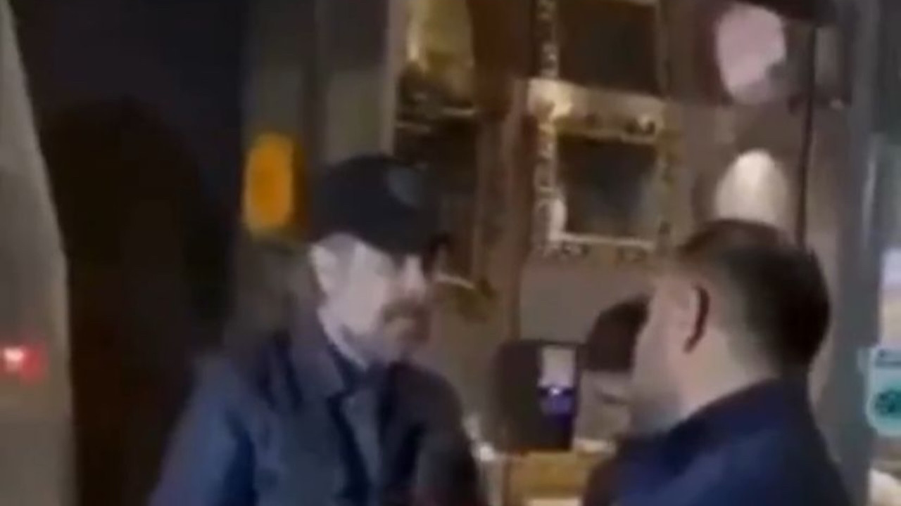 Nejat İşler muhabir kavgası! Küfür ve kafa atma görüntüleri sosyal medyada olay oldu