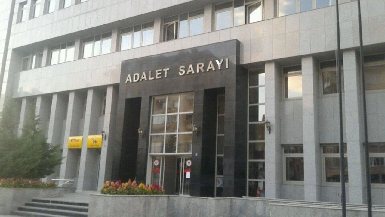 Rüşvet ağı ortaya çıkarıldı! 22 adliye çalışanı suçüstü yakalandı